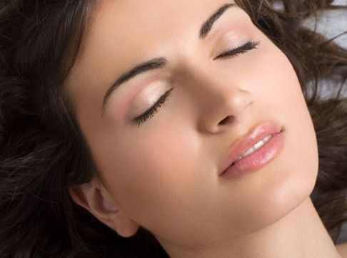 為什么選擇昆明麗都整形醫(yī)院的資質(zhì)和醫(yī)生團(tuán)隊(duì)？