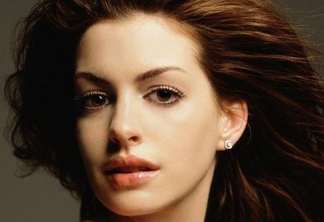 怎樣才能找到擅長做雙眼皮的昆明藝星李元駿醫(yī)生？