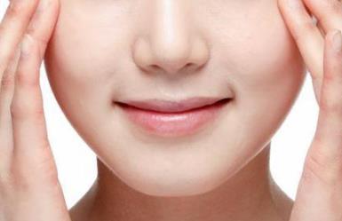 北京大學(xué)深圳醫(yī)院的雙眼皮手術(shù)專(zhuān)家及案例分享，價(jià)格一覽！