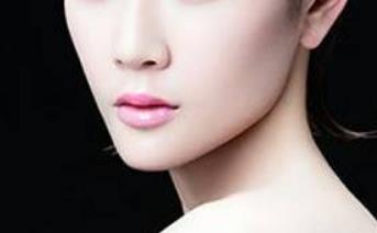 2023三亞唇部做豐唇醫(yī)生上榜TOP10強(qiáng)(吳慶林、張淑芳、鄧柏林值得選擇喔~)