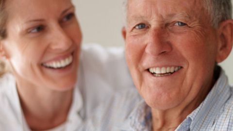 西京醫(yī)院易成剛縮胸手術(shù)是否安全可靠？醫(yī)生專業(yè)背景與技術(shù)水平如何？