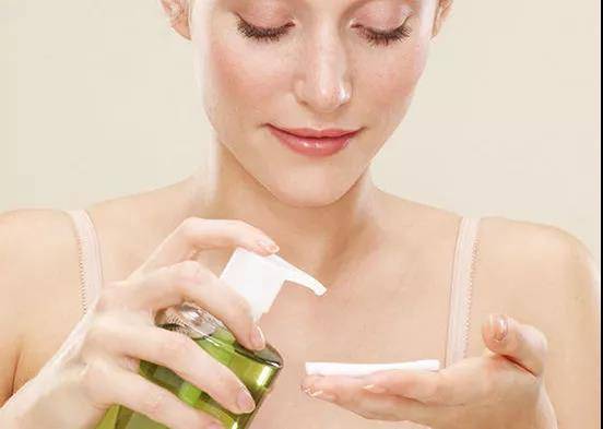 2023青島射頻瘦肚子醫(yī)生十強(qiáng)(郭華、鄭裕錫、邱凱揚(yáng)口碑如何點(diǎn)擊速覽)