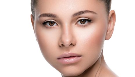 臉部重塑價(jià)格多少？張笑天醫(yī)生和黃大勇哪位更擅長(zhǎng)磨骨手術(shù)？