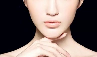 八大處楊慶華的技術(shù)靠譜嗎？能不能滿足縮胸、隆胸、雙眼皮等需求？