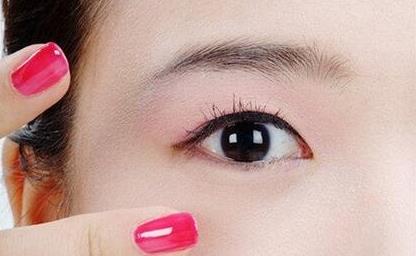 成都軍大醫(yī)院蒲小兵吸脂服務(wù)評(píng)價(jià)，醫(yī)生經(jīng)歷和手術(shù)費(fèi)用揭秘！