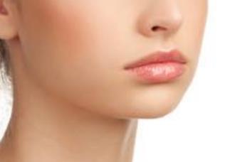 2023深圳瘦臉面部吸脂術(shù)醫(yī)生口碑TOP10強(qiáng)(孫文強(qiáng)、江小雷、宮靜實(shí)力不俗，備受喜愛(ài)！)