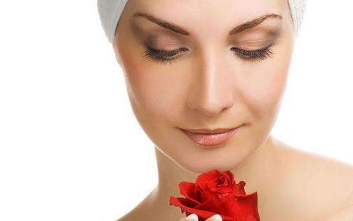 2023重慶玻尿酸膠原蛋白正規(guī)專家排名前十(向代理、楊莉、李炳澮穩(wěn)居榜首，實(shí)力親測~)