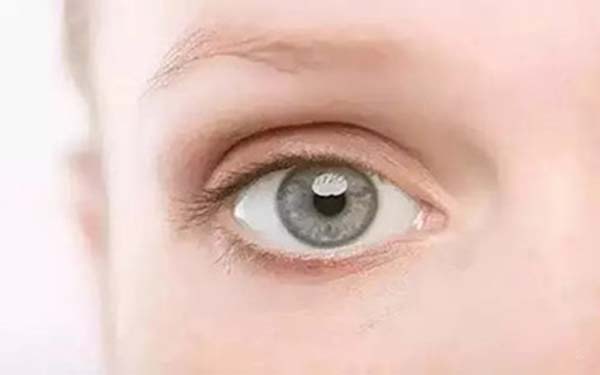 北京下巴整形專(zhuān)家排行榜出爐！大家千萬(wàn)別錯(cuò)過(guò)這些醫(yī)生！胡金天、李敏、朱金成等誰(shuí)更厲害？