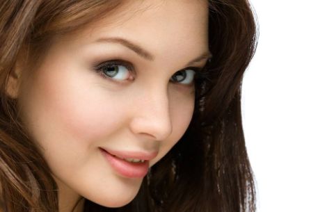 上海唇部整形手術哪家好？掌握這些關鍵信息，選擇最佳醫(yī)院和技術