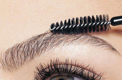 成都大麥微針植發(fā)醫(yī)院位置揭曉！體驗(yàn)官爵銀醫(yī)生的全面治療效果如何？