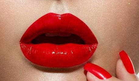 成都哪家醫(yī)院修復(fù)雙眼皮效果好？美杜莎電眼創(chuàng)始人個人資料有哪些？