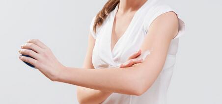 哪位醫(yī)生在成都進(jìn)行胸部整形效果好？劉中國(guó)、李烈、白振華等醫(yī)師評(píng)比結(jié)果，快速收藏供參考！