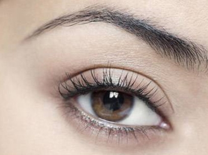 武漢隆鼻整形排行：醫(yī)術(shù)精湛，徐國(guó)建、胡喬等專家入選前5