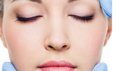 上海時光何晉龍正頜和磨骨技術名聲在外？