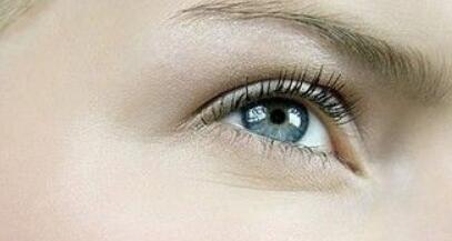 上海受推崇的隆鼻專家榜單，陳付國、王會勇、邱文苑、范榮杰等醫(yī)生獨(dú)占前十名