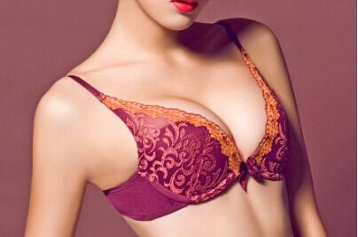 『北京第三醫(yī)院隆鼻手術(shù)費(fèi)用如何？著名醫(yī)生專家有哪些？患者口碑如何評(píng)價(jià)？』