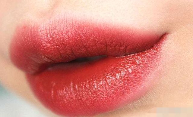 耳軟骨隆鼻效果維持多久？逐漸吸收的可能性大嗎？