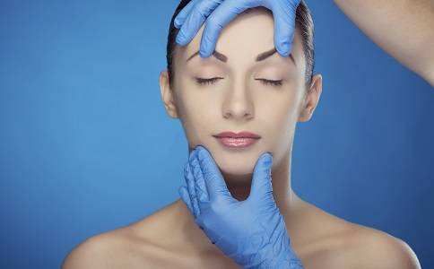 北京彩光嫩膚對痘印醫(yī)生