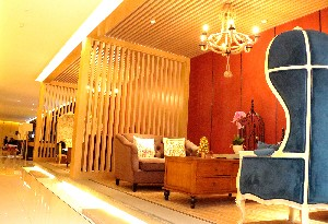 昆明麗都醫(yī)療美容醫(yī)院開內眼角會留疤痕嗎？開內眼角價格如何？