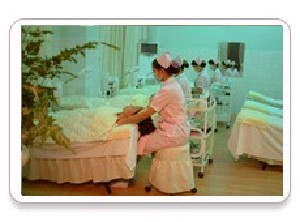 南寧市醫(yī)學美容診所激光去眼袋有何優(yōu)勢？激光去眼袋價格多少？