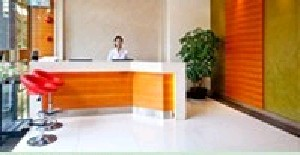 鄂爾多斯百達(dá)麗整形醫(yī)院假體隆鼻有何優(yōu)勢？價(jià)格如何？