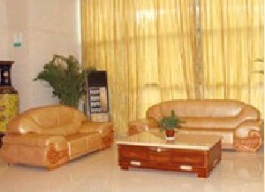 廣州鴻業(yè)整形自體脂肪隆鼻有什么危害？隆鼻會變寬嗎？