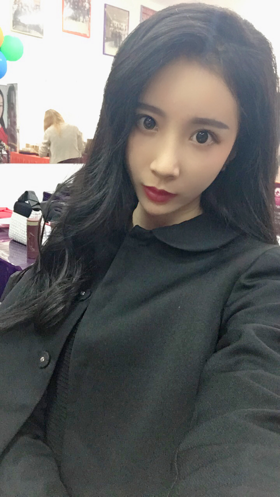 西安高一生醫(yī)療美容醫(yī)院網(wǎng)購恒醫(yī)生做自體脂肪全臉填充案例效果對(duì)比圖