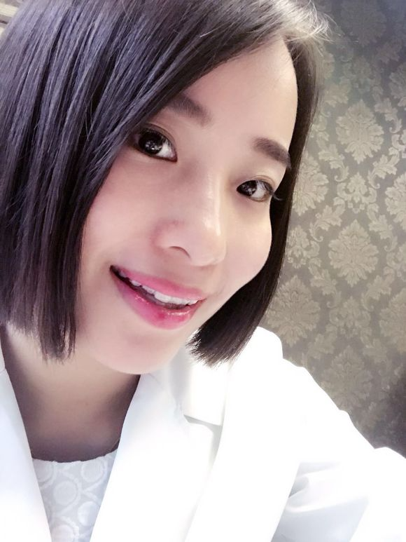 重慶齊美口腔周映丞醫(yī)生做牙齒隱形矯正怎么樣？附牙齒隱形矯正案例