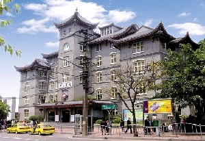 重慶中山醫(yī)院面部填充維持時(shí)間？?jī)r(jià)格貴嗎？