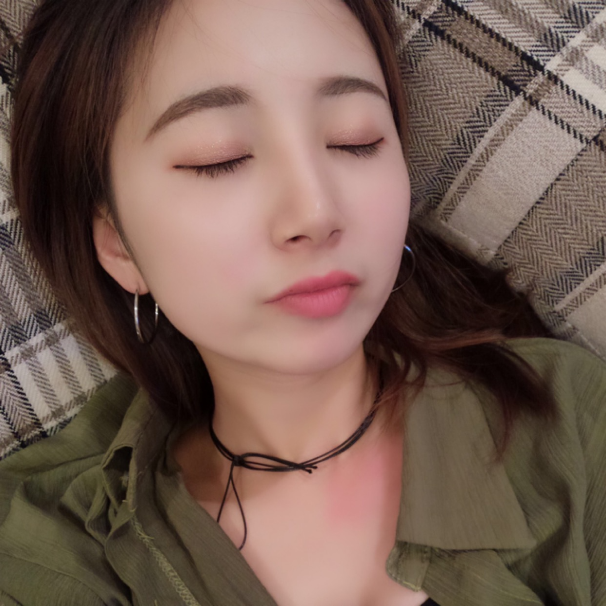 貴陽(yáng)藝齡醫(yī)療美容門(mén)診部醫(yī)生李章做隆鼻手術(shù)怎么樣？附案例效果對(duì)比圖