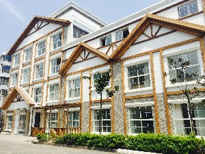 上海安達(dá)醫(yī)院醫(yī)療美容膨體隆下巴用什么材料？飲食怎么辦？