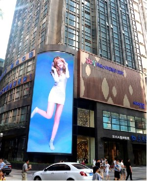 重慶銅雀臺整形美容醫(yī)院自體脂肪隆胸怎么樣？