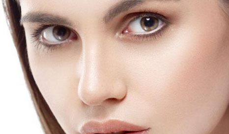 膨體隆鼻時(shí)間長會變低嗎？膨體隆鼻的后遺癥有哪些？