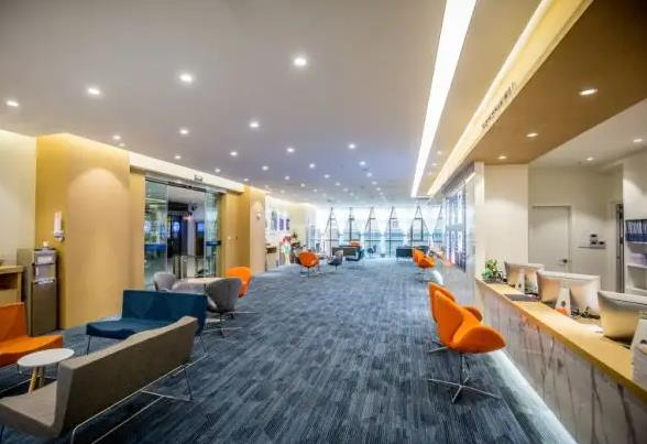 昆明藍橙口腔醫(yī)院_大廳