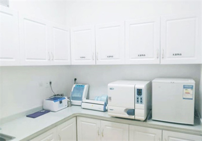 鄭州互齒家口腔門診部_配藥室