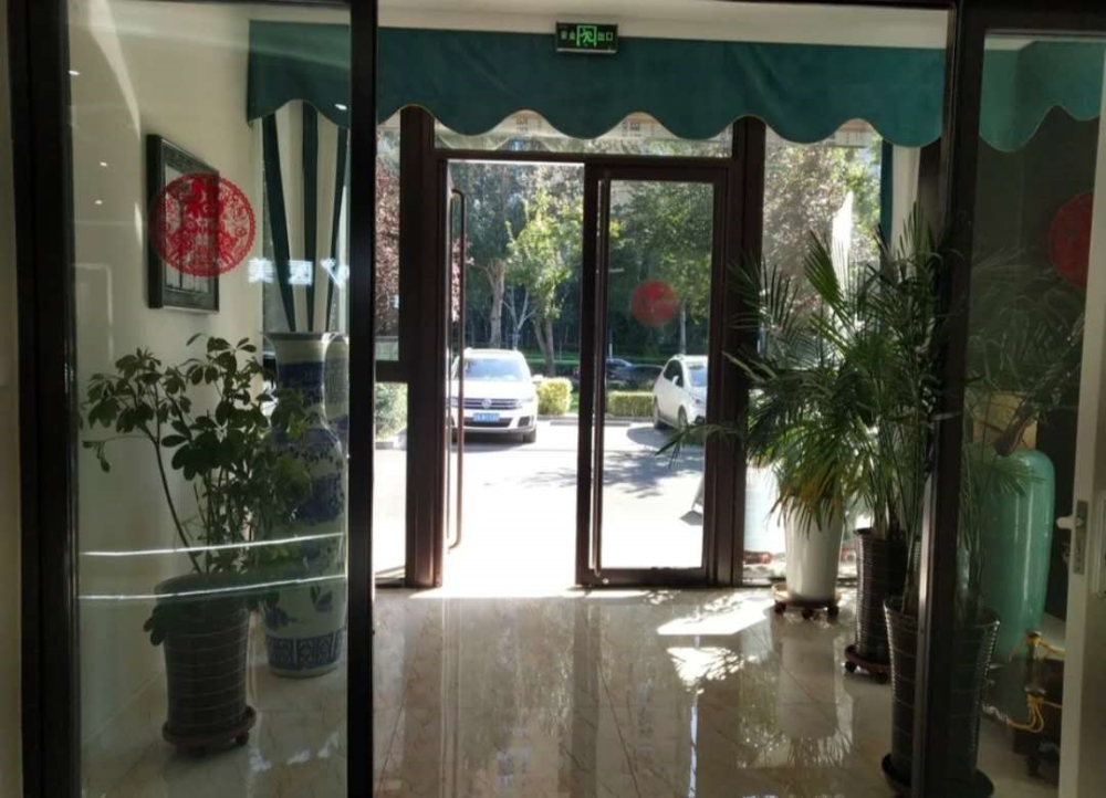 沈陽元辰醫(yī)療美容門診部_醫(yī)院一角