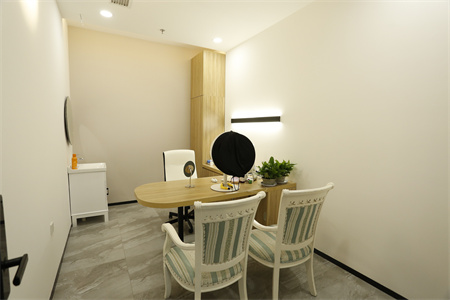 大連美天醫(yī)療美容醫(yī)院_面診室