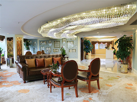 廣州鵬愛口腔醫(yī)院_一樓大廳