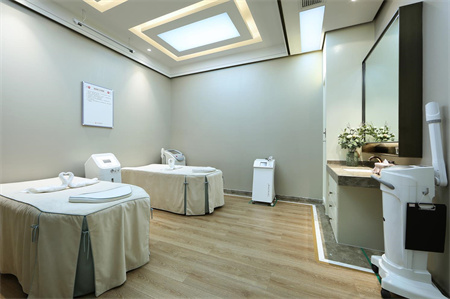 海南瑞韓醫(yī)學(xué)美容醫(yī)院_治療室