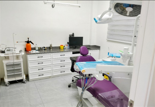 昆明友嘉口腔診所_治療室