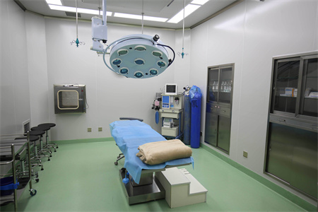 西寧時(shí)光整形醫(yī)院_手術(shù)室