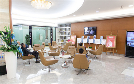 長春超龍牙博士口腔門診部_醫(yī)院大廳