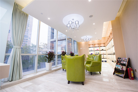 重慶美侖美奐整形美容醫(yī)院_咨詢(xún)室