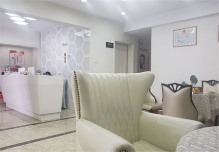 長(zhǎng)沙普拉朵醫(yī)療美容門(mén)診部_休息區(qū)
