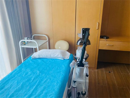 岳陽(yáng)愛美麗醫(yī)療美容門診部_治療室