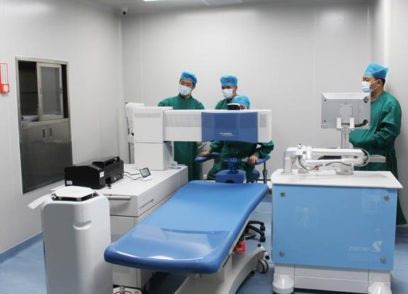 玉林愛(ài)爾眼科醫(yī)院_手術(shù)室