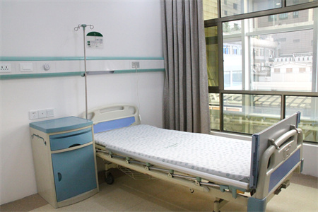 益陽(yáng)市中心醫(yī)院美容整形科_病房