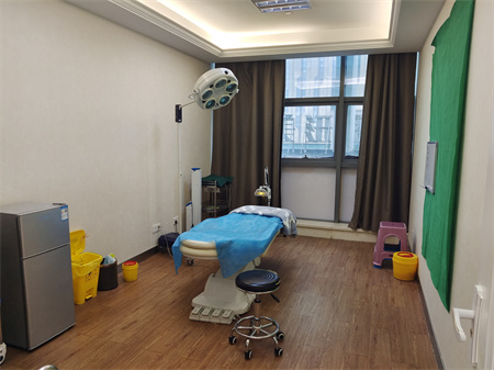揚(yáng)州慧紋醫(yī)療美容診所_注射室