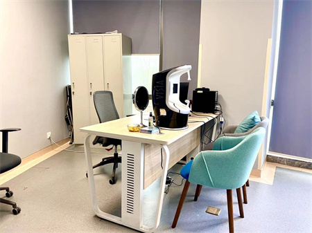 延吉高明國醫(yī)療美容門診部_咨詢室