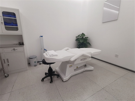 煙臺英男醫(yī)療美容醫(yī)院_注射室